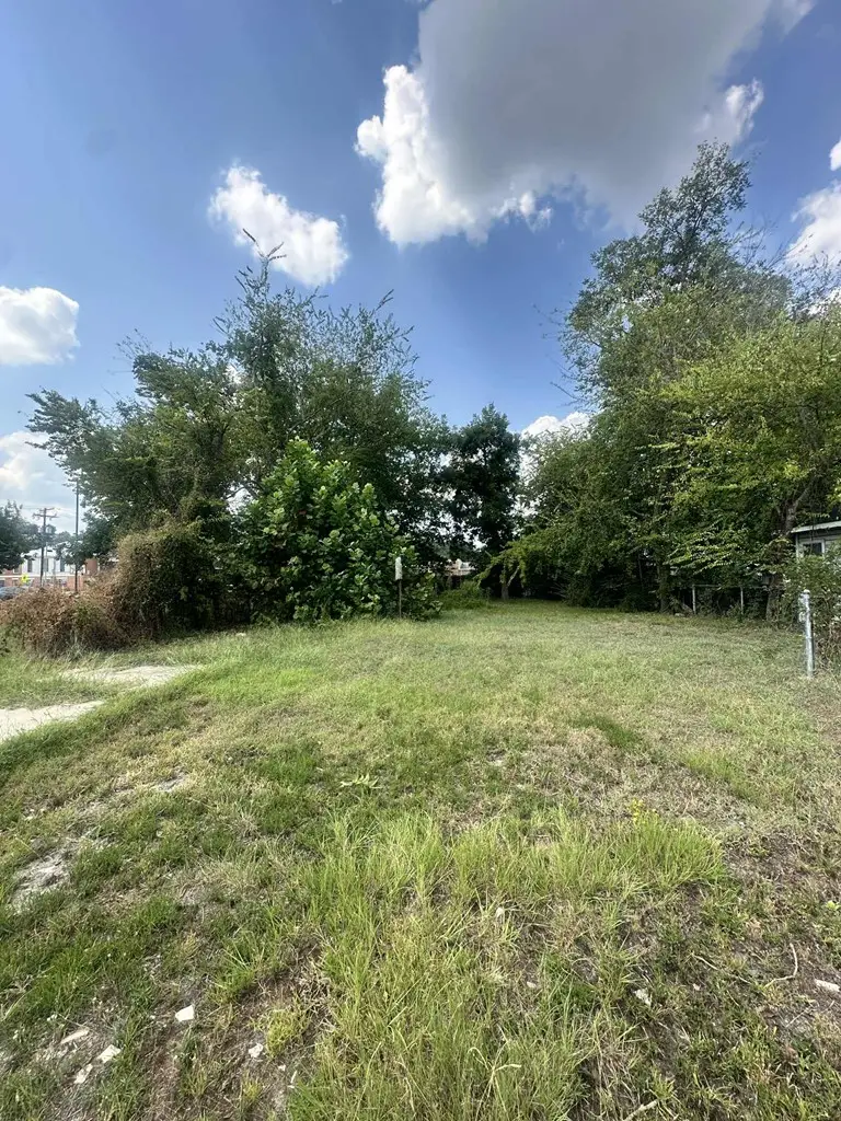 515 Martin Luther King Jr Blvd, Lufkin, TX 75901 - #2