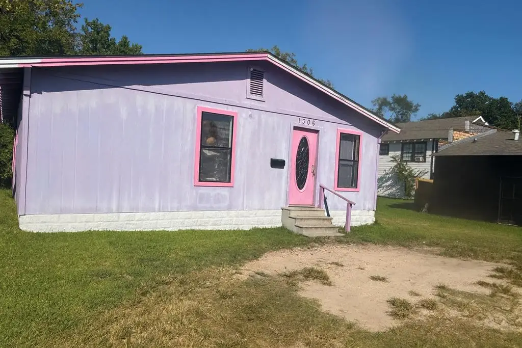 1306 North Raguet Street, Lufkin, TX 75904 - #1