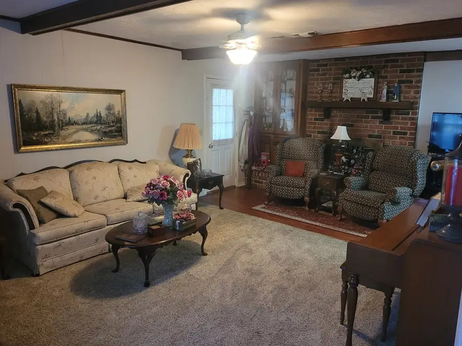 1307 Edgewood Circle, Lufkin, TX 75904 - #3