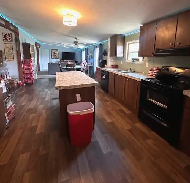 104 & 109 Prentiss Ln., Pollok, TX 75969 - #2