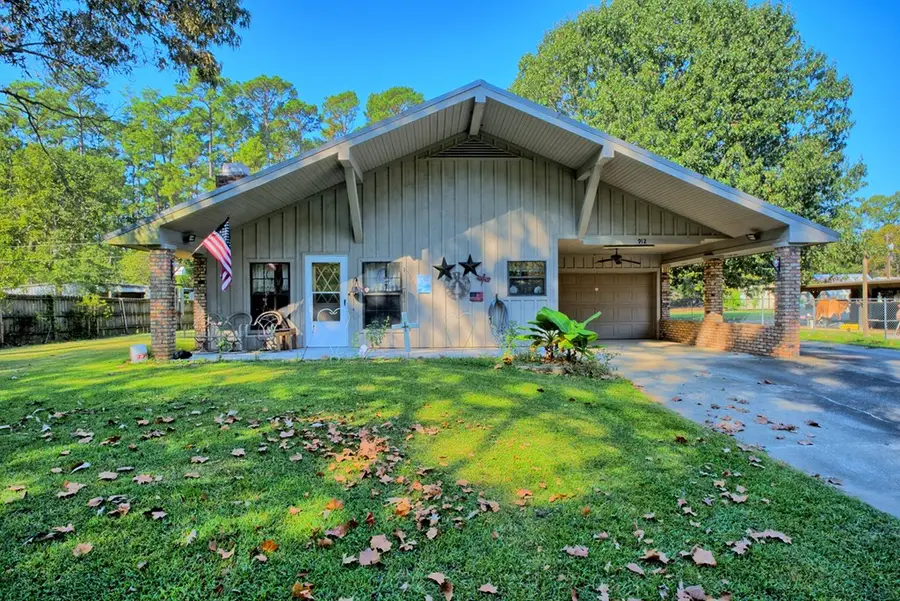 912 Twin Cedar Drive, Hemphill, TX 75948 - #2