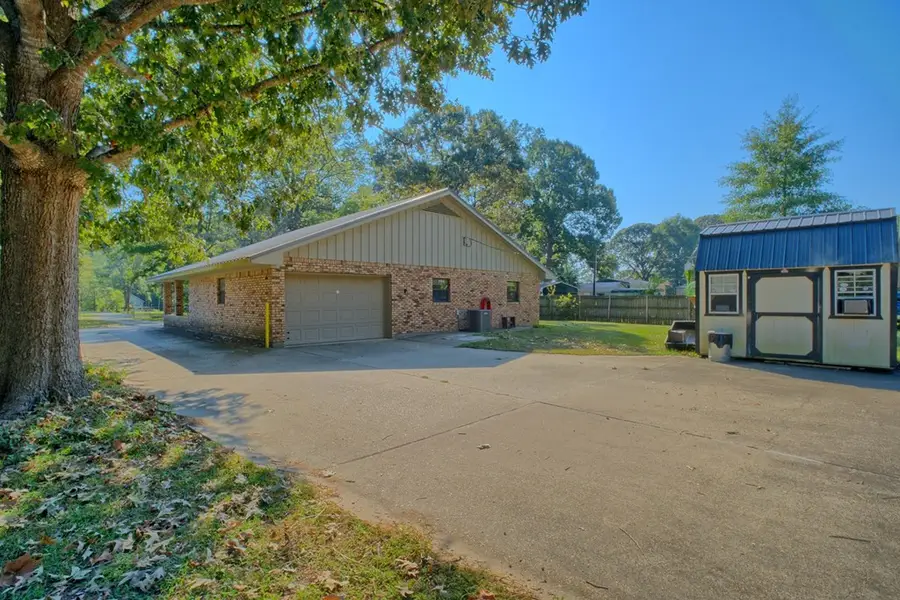 912 Twin Cedar Drive, Hemphill, TX 75948 - #3