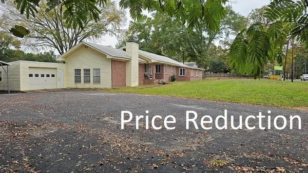 251 Cypress Avenue, Cushing, TX 75760