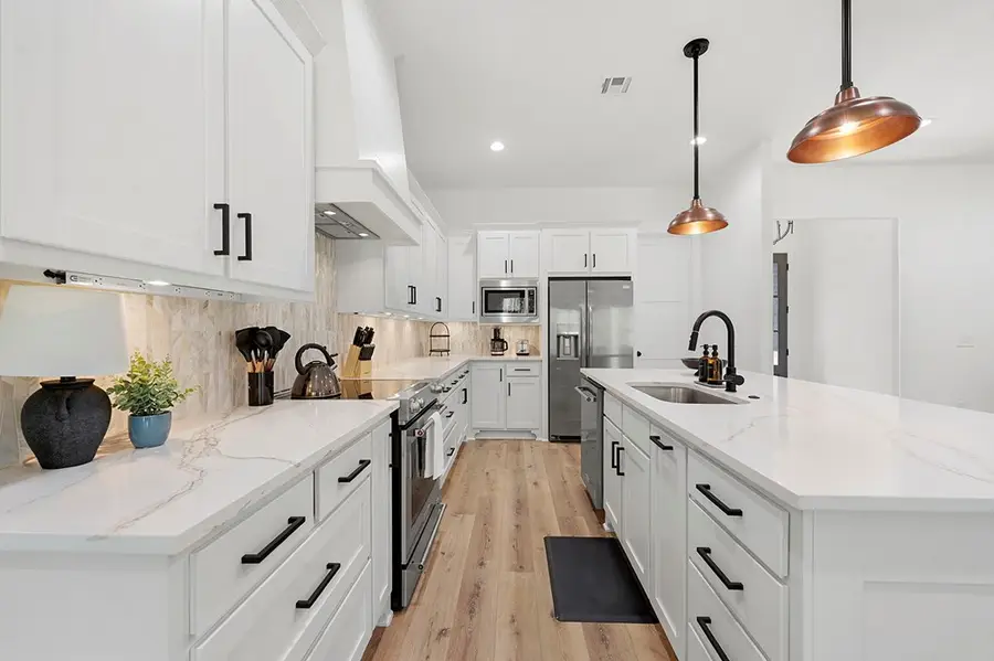 130 Crazy Horse Drive, Brookeland, TX 75931 - #3