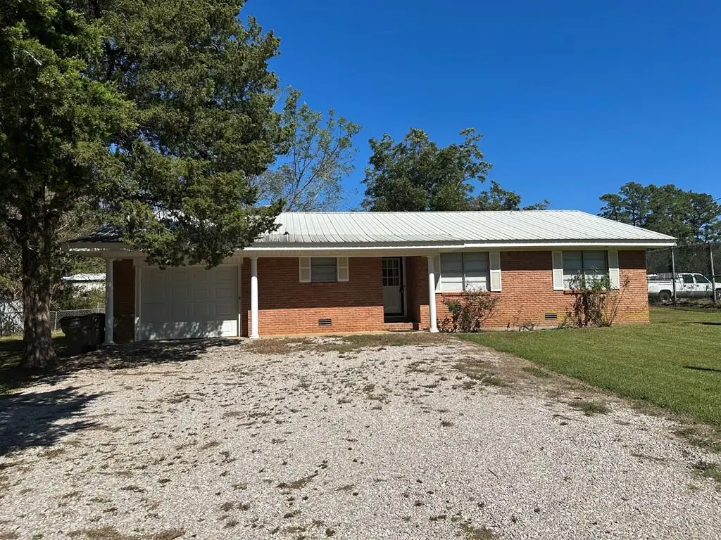 1100 Worth Street, Hemphill, TX 75948 - #1