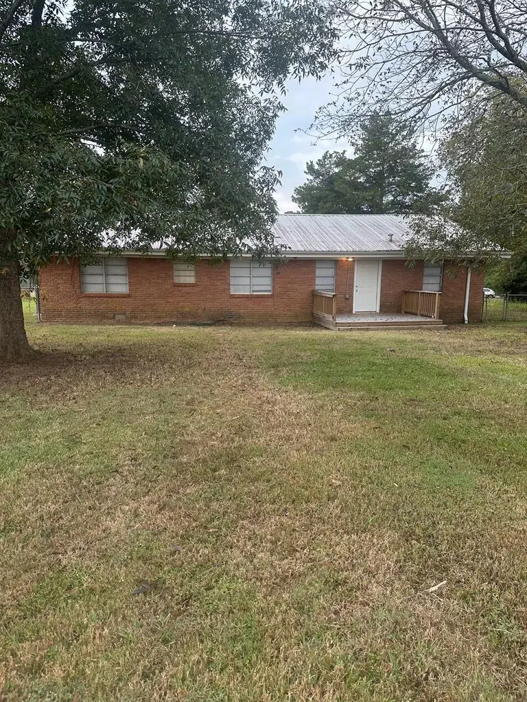 1100 Worth Street, Hemphill, TX 75948 - #2