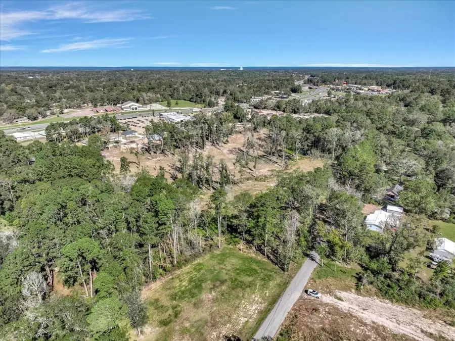 313 Sandybrook Dr, Lufkin, TX 75901 - #2