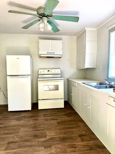 509 Gibson Street, Huntington, TX 75949 - #3