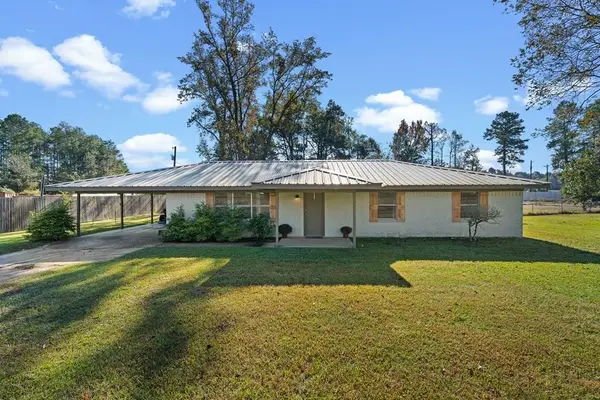 1687 Hwy 7, Center, TX 75935