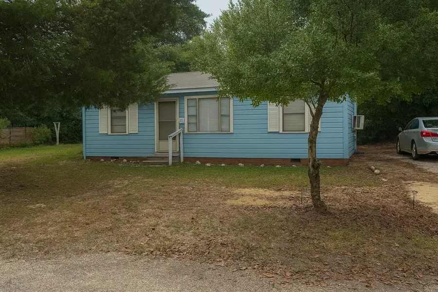 2107 Fussell St, Nacogdoches, TX 75964 - #3