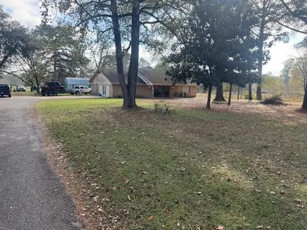 2298 Fm 1970 N, TIMPSON, TX 75975