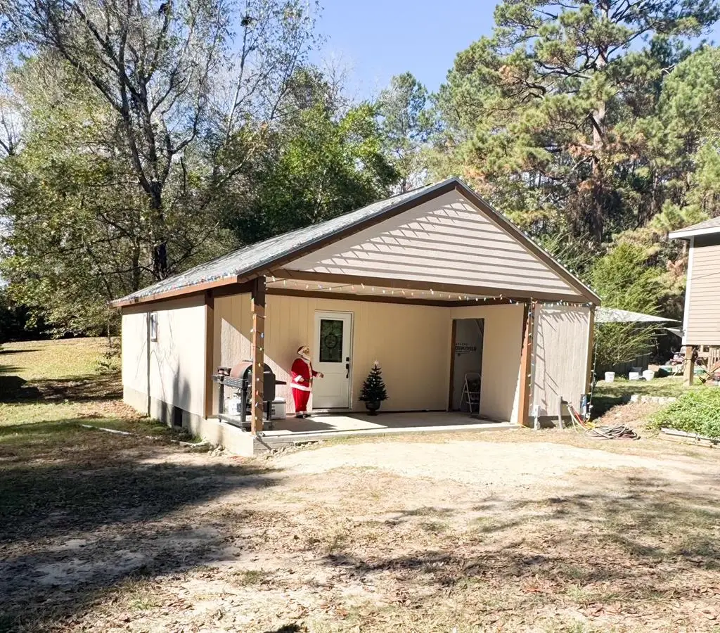 206 Quida, Brookeland, TX 75931 - #1