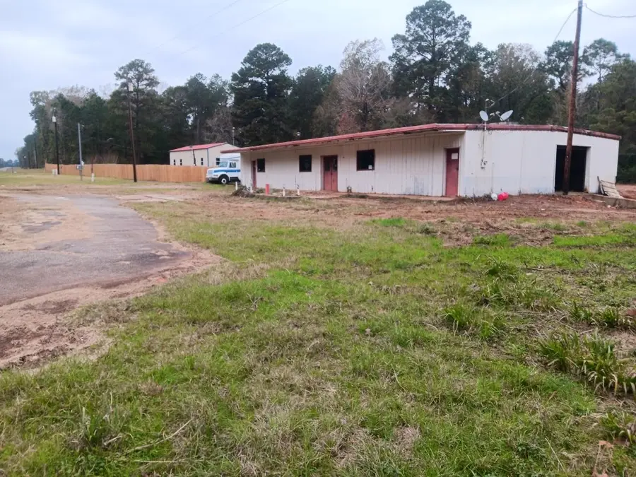 9025 Hwy 84, Garrison, TX 75946 - #2