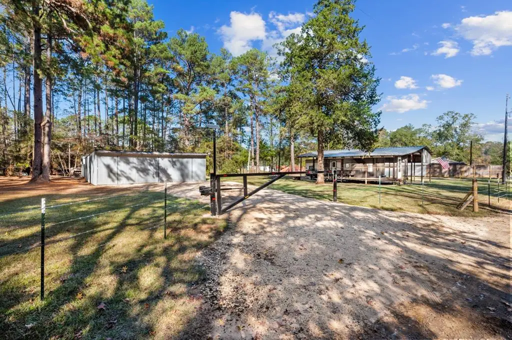 215 Marshall Lane, Hemphill, TX 75948 - #1