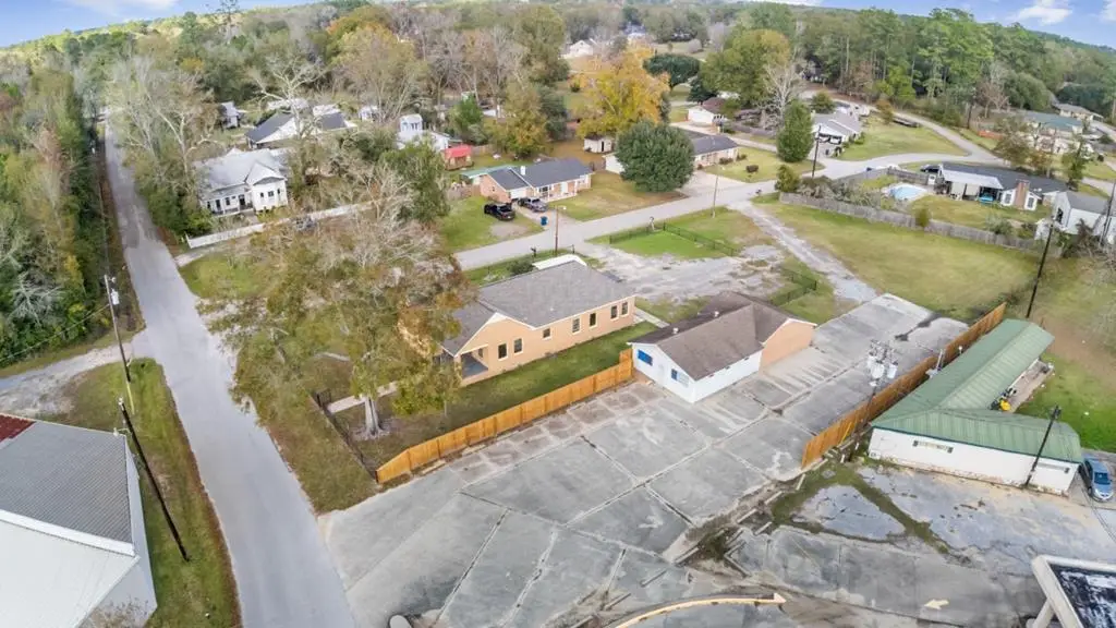 130 County Road 740, Buna, TX 77612 - #1