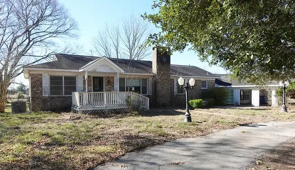 1010 East First Street, Groveton, TX 75845
