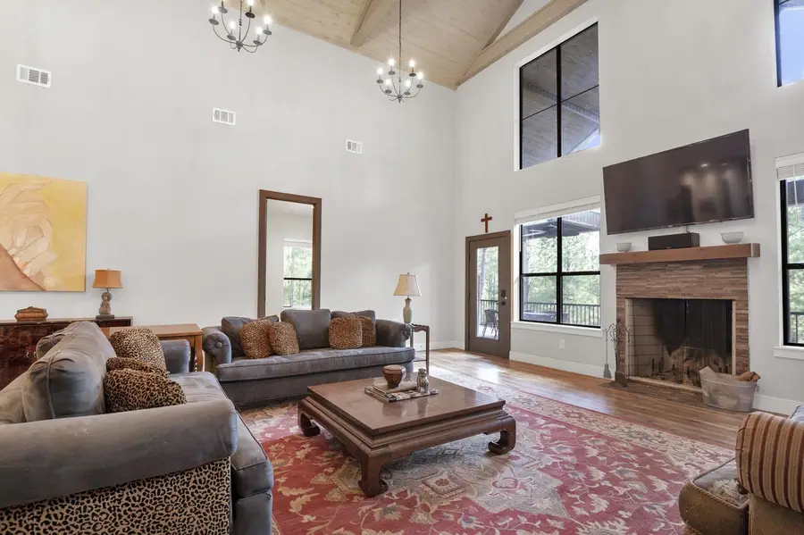 167 Ashbrook Ln, Brookeland, TX 75931 - #3