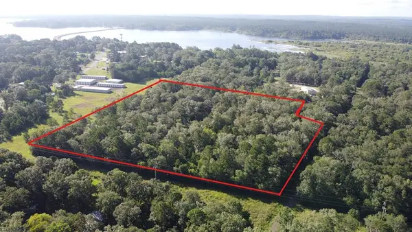 359 (2) Mallard, Hemphill, TX 75948