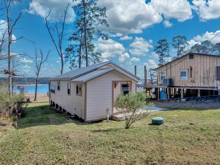 175 County Road 4754, Broaddus, TX 75929 - #3