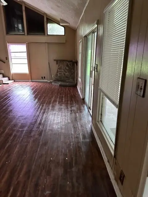 322 Circle Way St, Lake Jackson, TX 77566 - #3