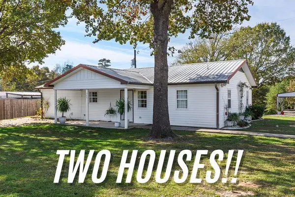365 Townsend Street, Zavalla, TX 75980