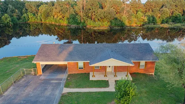 801 Cr 121 D, Carthage, TX 75633