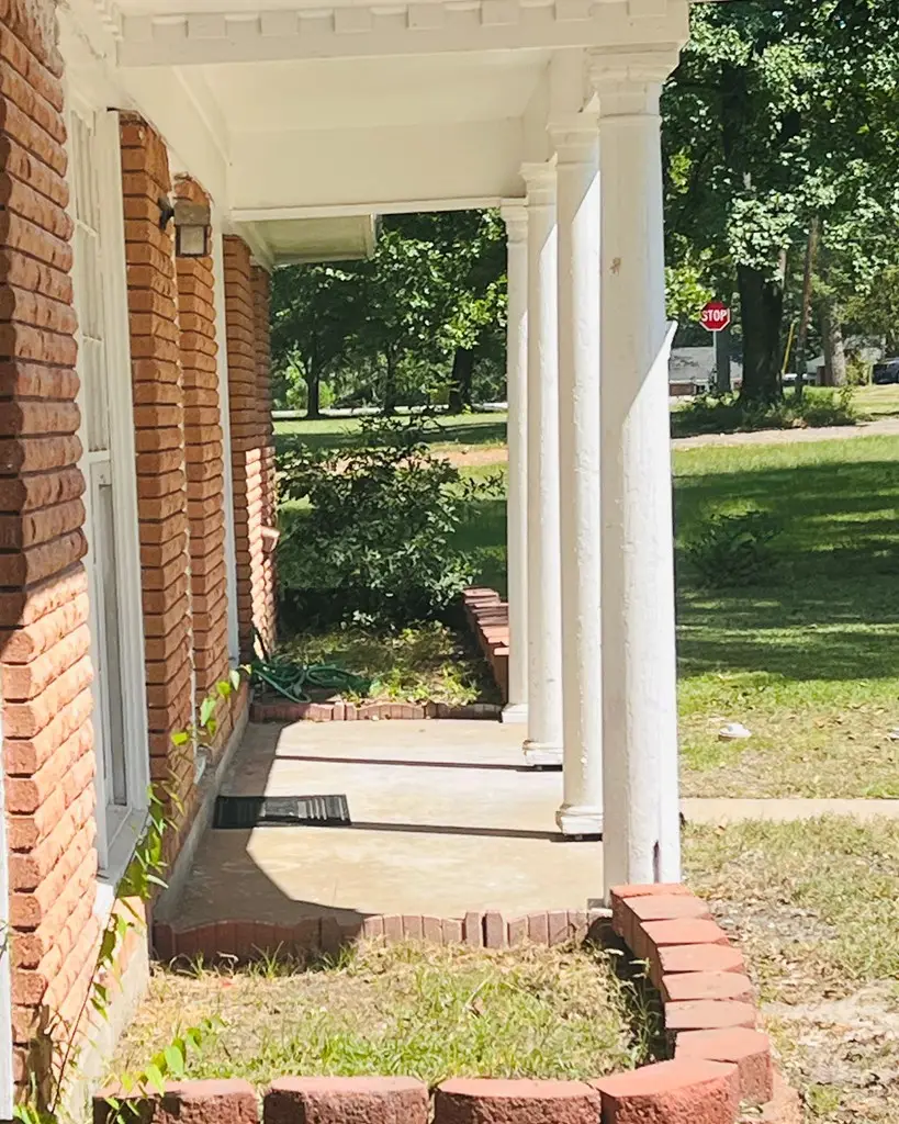 910 Russell Avenue, Lufkin, TX 75904 - #3