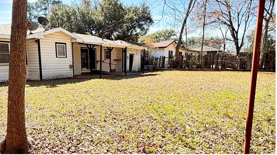 404 Dogwood Trail, Lufkin, TX 75904 - #2