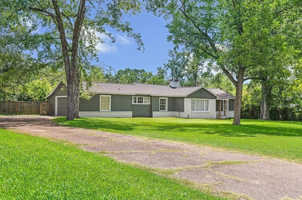 911 Evans Drive, Lufkin, TX 75904 - #1