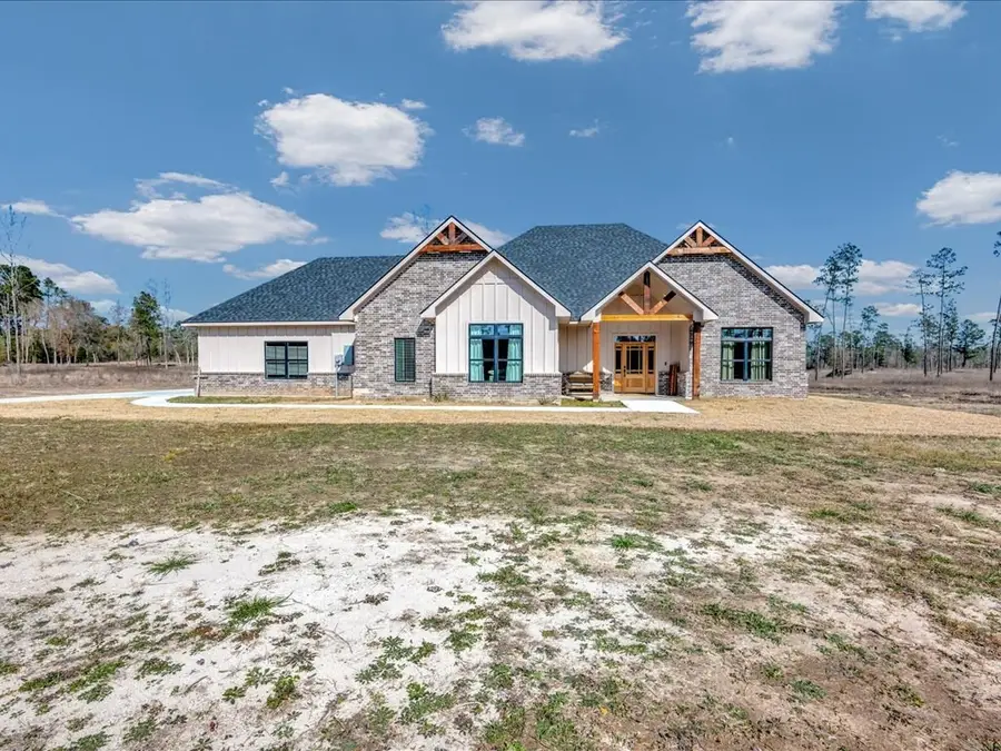 261 Linvell Grimes Rd, Diboll, TX 75941 - #2