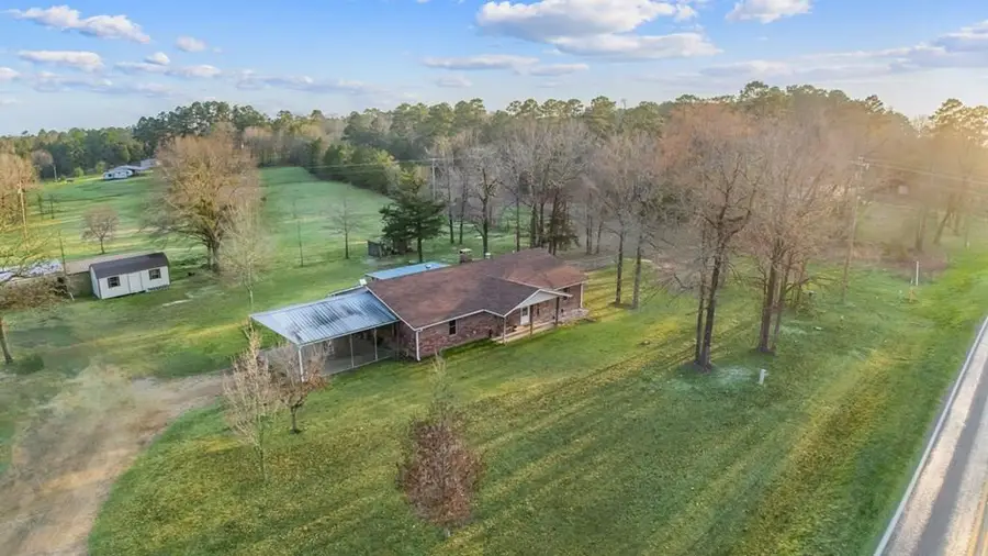 711 S. Temple Ave, Pineland, TX 75968 - #2