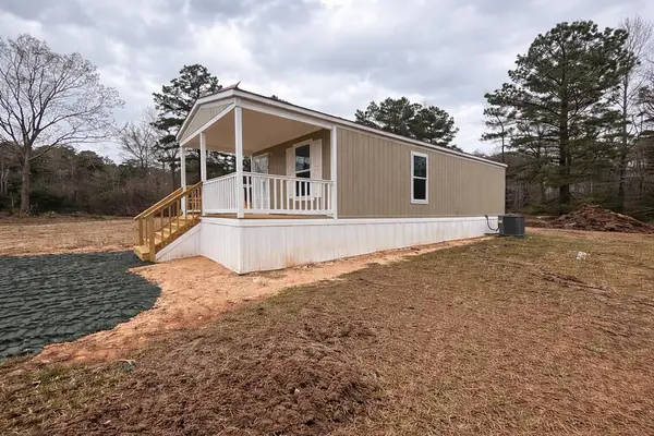 910 Pleasure Bend, Hemphill, TX 75948