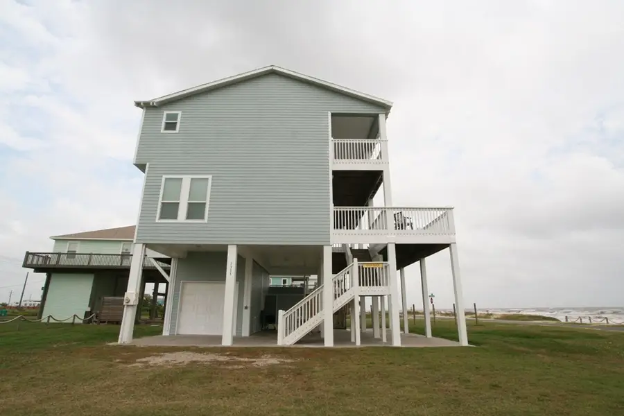 1355 Keith Street, Gilchrist, TX 77617 - #3