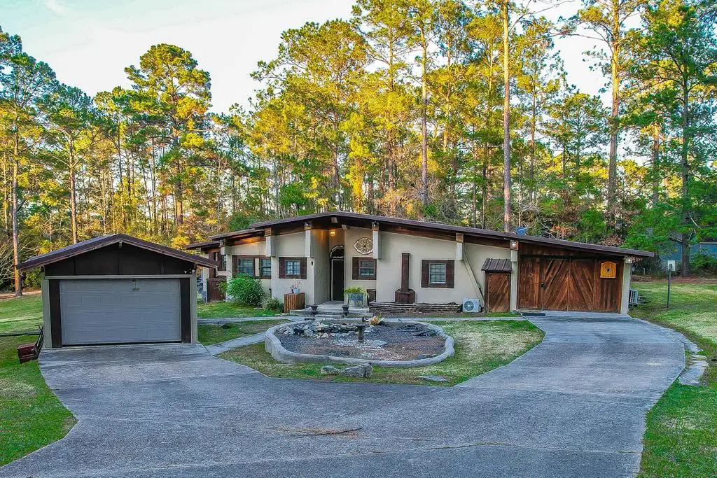 1213 Lakeshore Drive, Brookeland, TX 75931 - #1