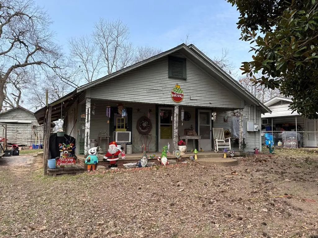 705.5 N Mill Street, Henderson, TX 75652 - #1