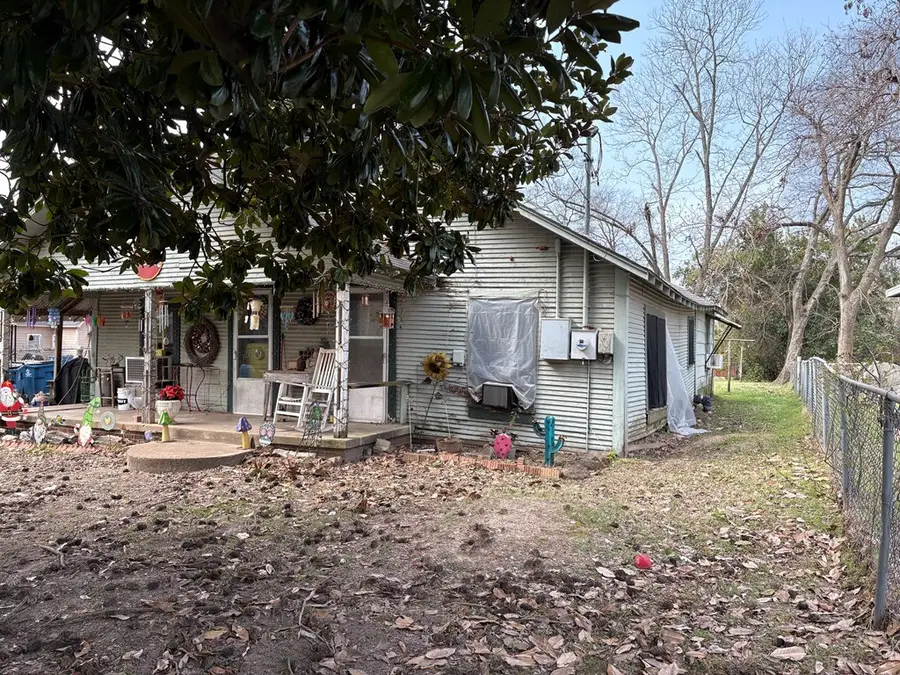 705.5 N Mill Street, Henderson, TX 75652 - #3