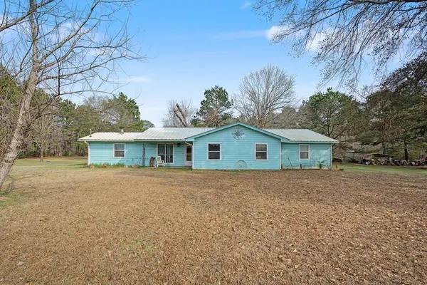 1189 Centerview Road, Pineland, TX 75968