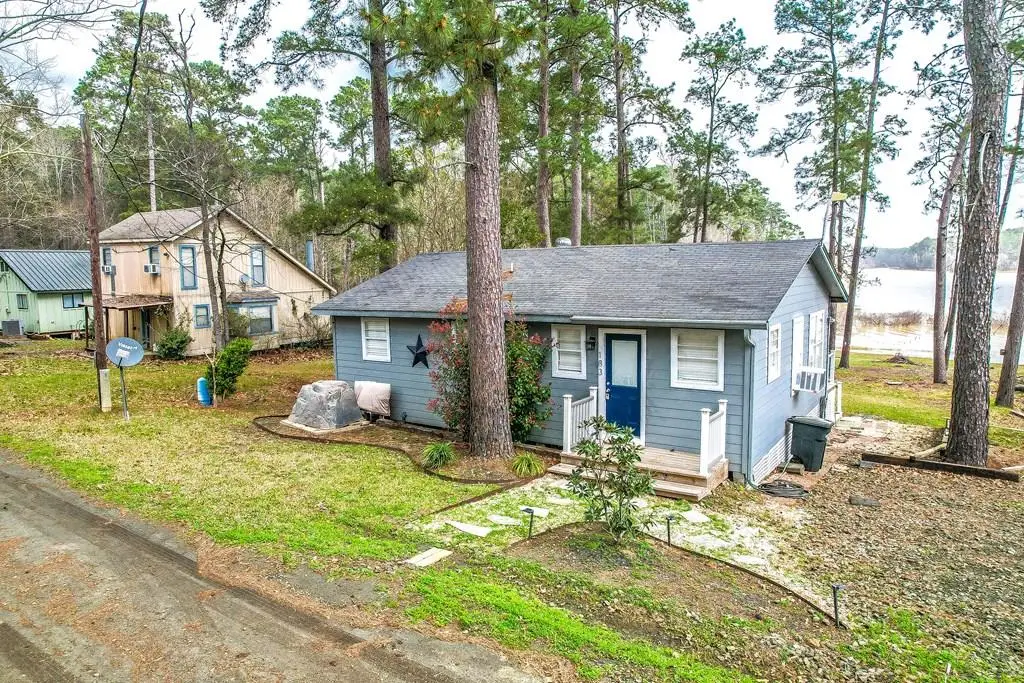 183 County Road 4742, Broaddus, TX 75929 - #1