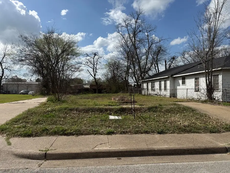 515 Martin Luther King Jr. Drive, Lufkin, TX 75904 - #2