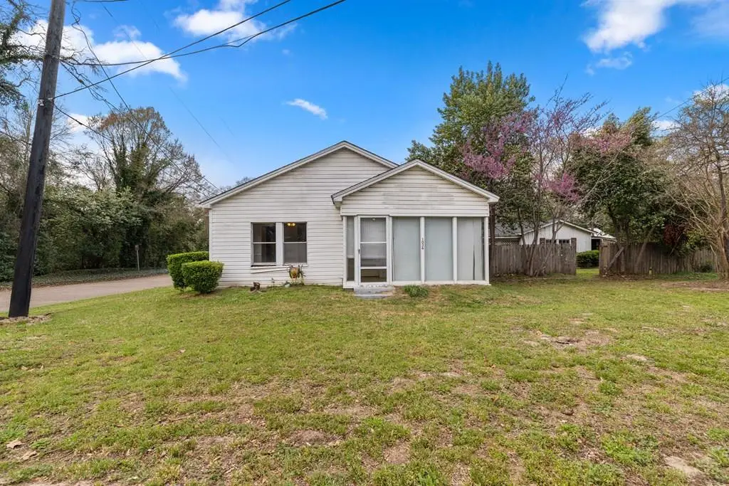 1026 Wells Street, Nacogdoches, TX 75964 - #1