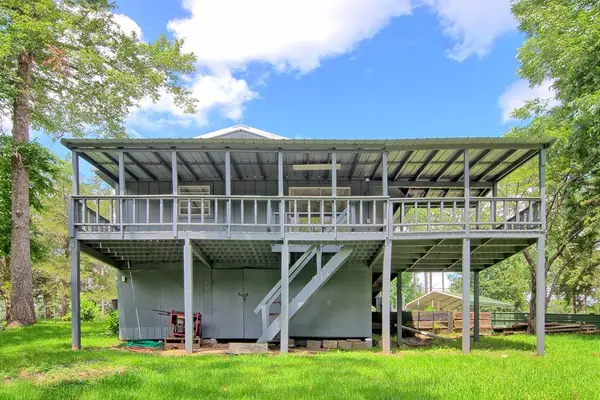 340 Hickory Hill Drive, Burkeville, TX 75932