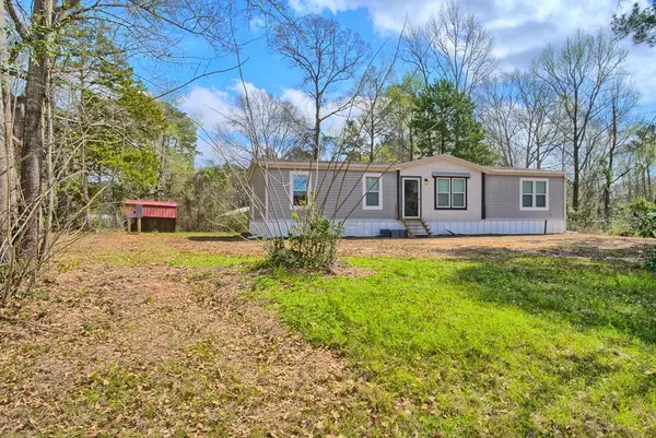 451 Italy Road, Hemphill, TX 75948