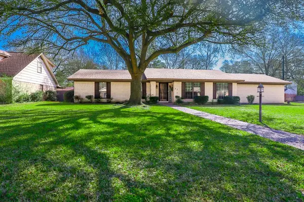 17 Tanglewood, Lufkin, TX 75904