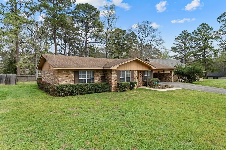 604 Beverly Place, Center, TX 75935 - #2