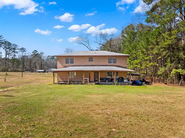 455 County Road 065, Jasper, TX 75951