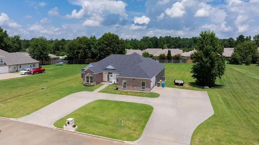 201 Silver Spur Drive, Lufkin, TX 75904 - #2