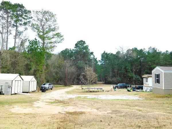 115 Smith Hill Rd, Hemphill, TX 75948