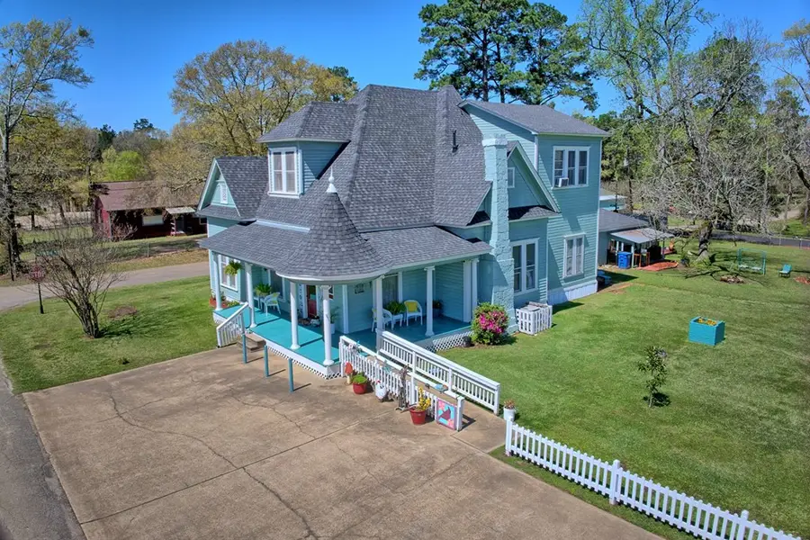 110 Market Street, Hemphill, TX 75948 - #2