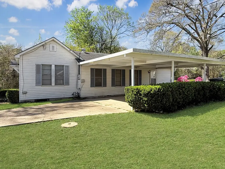 430 W Water Street, Jasper, TX 75951 - #2