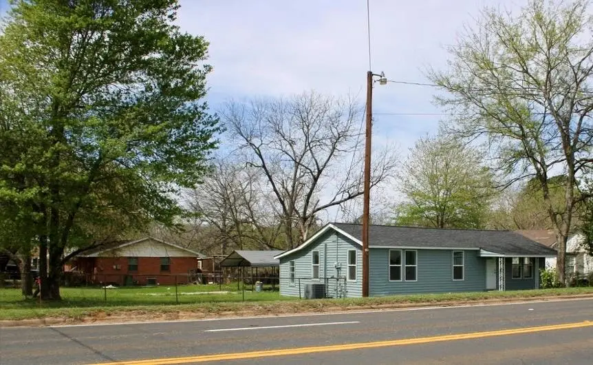 1027 S Bolton St, Jacksonville, TX 75766 - #1